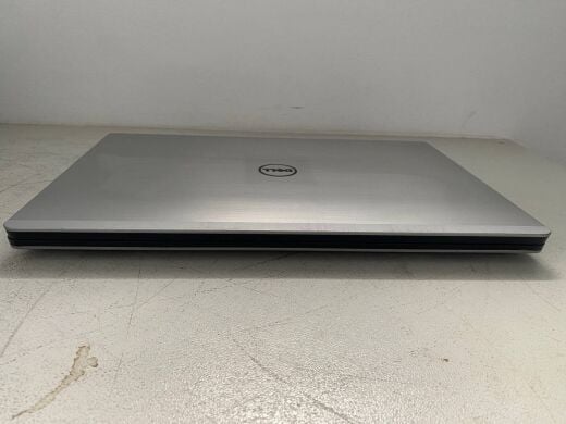 Ноутбук Dell Inspiron 17 P26E / 17.3" (1600x900) TN / Intel Core i7-4510U (2 (4) ядра по 2.0 - 3.1 GHz) / 8 GB DDR3 / 250 GB SSD / nVidia GeForce 840M, 2 GB GDDR3, 64-bit / WebCam / DVD-ROM