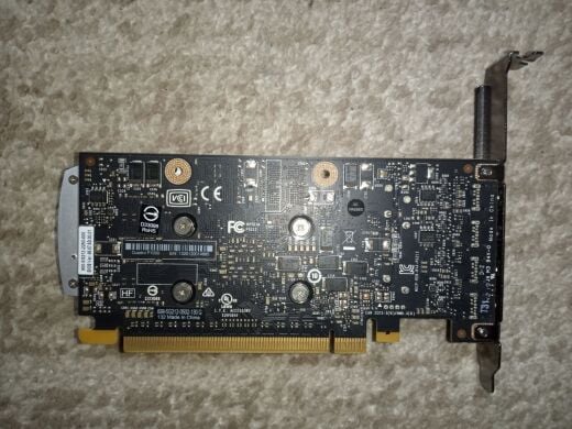 Дискретная видеокарта nVidia Quadro P1000, 4 GB GDDR5, 128-bit / miniDP 