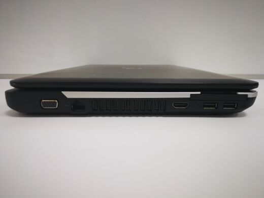 Fujitsu LifeBook A512 / 15.6" (1366х768) / Intel Core i3-3110M (2 (4) ядра по 2.4 GHz) / 4 GB DDR3 / 320 GB HDD / HDMI