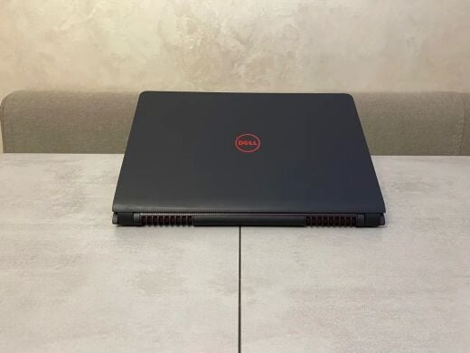 Игровой ноутбук Б-класс Dell Inspiron 15-7559 / 15.6" (1920x1080) IPS / Intel Core i7-6700HQ (4 (8) ядра по 2.6 - 3.5 GHz) / 16 GB DDR3 / 256 GB SSD + 1000 GB HDD / nVidia GeForce GTX 960M, 4 GB GDDR5, 128-bit / WebCam / HDMI