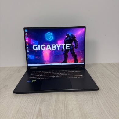 Игровой ноутбук Gigabyte A16 CVH / 16" (1920x1200) IPS / Intel Core i7-13620H (10 (16) ядер по 2.4 - 4.9 GHz) / 16 GB DDR5 / 1000 GB SSD NVMe / nVidia GeForce RTX 5060, 8 GB GDDR7, 128-bit / WebCam