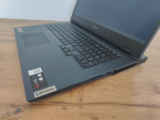 Игровой ноутбук Lenovo Legion 5-17ACH6 / 17.3" (1920x1080) IPS / AMD Ryzen 5 5600H (6 (12) ядер по 3.3 - 4.2 GHz) / 16 GB DDR4 / 512 GB SSD / nVidia Geforce GTX 1650, 4 GB GDDR5, 128-bit / WebCam / Windows 11 Home