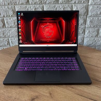 Игровой ноутбук MSI Delta 15 A5EFK / 15.6" (1920x1080) IPS / AMD Ryzen 7 5800H (8 (16) ядер по 3.2 - 4.4 GHz) / 16 GB DDR4 / 1000 GB SSD / AMD Radeon RX 6700M, 10 GB GDDR6, 160-bit / WebCam