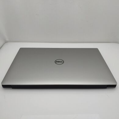 Мобильная рабочая станция Dell Precision 5510 / 15.6" (1920х1080) IPS / Intel Core i7-6820HQ (4 (8) ядра по 2.7 - 3.6 GHz) / 16 GB DDR4 / 512 GB SSD / nVidia Quadro M1000M, 2 GB GDDR5, 128-bit / WebCam / USB 3.0 / HDMI Мобильная рабочая станция Dell Precision 5510 / 15.6" (1920х1080) IPS / Intel Core i7-6820HQ (4 (8) ядра по 2.7 - 3.6 GHz) / 16 GB DDR4 / 512 GB SSD / nVidia Quadro M1000M, 2 GB GDDR5, 128-bit / WebCam / USB 3.0 / HDMI