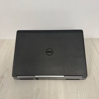 Мобільна робоча станція Dell Precision 7510 / 15.6" (1920x1080) IPS / Intel Core i5-6300HQ (4 ядра по 2.3 - 3.2 GHz) / 8 GB DDR4 / 256 GB SSD / AMD FirePro W5170M, 2 GB GDDR5, 128-bit / WebCam