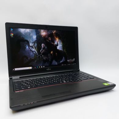 Мобильная рабочая станция Fujitsu Celsius H7510 / 15.6" (1920x1080) IPS / Intel Core i7-10850H (6 (12) ядер по 2.7 - 5.1 GHz) / 32 GB DDR4 / 512 GB SSD / nVidia Quadro T1000, 4 GB GDDR6, 128-bit / WebCam