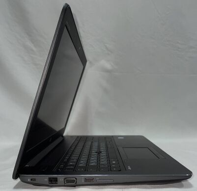 Мобільна робоча станція HP ZBook 15 G3 / 15.6" (1920x1080) IPS / Intel Core i7-6820HQ (4 (8) ядра по 2.7 - 3.6 GHz) / 16 GB DDR4 / 512 GB SSD / nVidia Quadro M1000M, 2 GB GDDR5, 128-bit / WebCam / HDMI