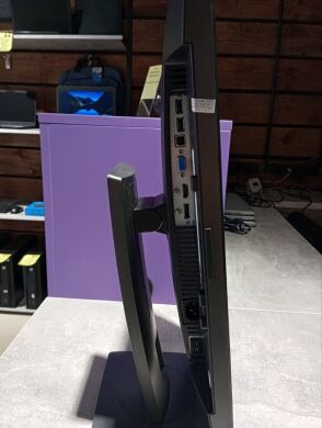 Монітор HP Z23n / 23" (1920x1080) IPS / HDMI, DisplayPort, VGA, USB / VESA 100x100 Монітор HP Z23n / 23" (1920x1080) IPS / HDMI, DisplayPort, VGA, USB / VESA 100x100