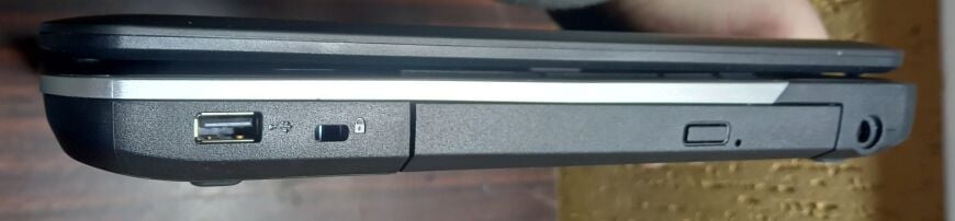 Ноутбук Fujitsu LifeBook A512 / 15.6" (1366x768) TN / Intel Core i5-3230M (2 (4) ядра по 2.6 - 3.2 GHz) / 8 GB DDR3 / 300 GB HDD / Intel HD Graphics 4000 / WebCam Ноутбук Fujitsu LifeBook A512 / 15.6" (1366x768) TN / Intel Core i5-3230M (2 (4) ядра по 2.6 - 3.2 GHz) / 8 GB DDR3 / 300 GB HDD / Intel HD Graphics 4000 / WebCam