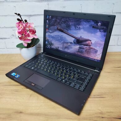 Ноутбук Gateway ZQ3B / 14" (1366x768) TN / Intel Core i3-350M (2 (4) ядра по 2.26 GHz) / 8 GB DDR3 / 128 GB SSD / Intel HD Graphics / WebCam / DVD-ROM Ноутбук Gateway ZQ3B / 14" (1366x768) TN / Intel Core i3-350M (2 (4) ядра по 2.26 GHz) / 8 GB DDR3 / 128 GB SSD / Intel HD Graphics / WebCam / DVD-ROM