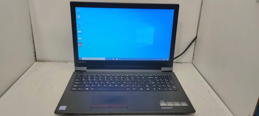 Ноутбук Lenovo V110-15ISK / 15.6" (1366x768) TN / Intel Core i3-6100U (2 (4) ядра по 2.3 GHz) / 4 GB DDR4 / 500 GB HDD / Intel HD Graphics 520 / WebCam 