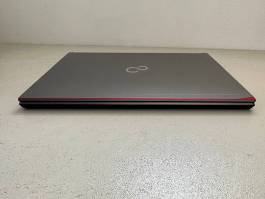 Ноутбук Fujitsu LifeBook E753 / 15.6" (1920x1080) TN / Intel Core i7-3632QM (4 (8) ядра по 2.2 - 3.2 GHz) / 8 GB DDR3 / 256 GB SSD / Intel HD Graphics 4000 / WebCam / VGA