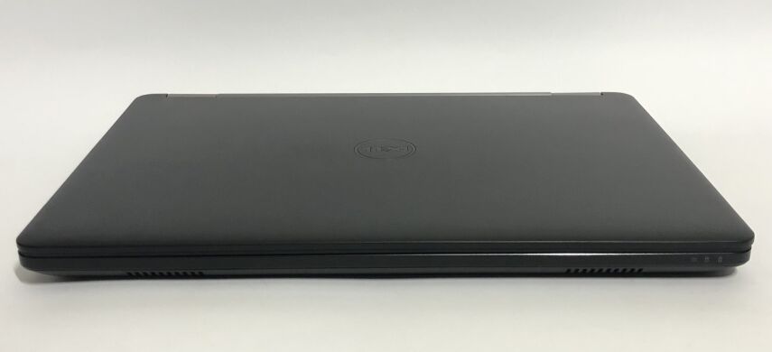 Ультрабук Dell Latitude E5470 / 14" (1920x1080) IPS / Intel Core i3-6100U (2 (4) ядра по 2.3 GHz) / 8 GB DDR4 / 128 GB SSD / Intel HD Graphics 530 / WebCam / Windows 10 Pro