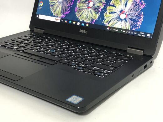 Ультрабук Dell Latitude E5470 / 14" (1920x1080) IPS / Intel Core i3-6100U (2 (4) ядра по 2.3 GHz) / 8 GB DDR4 / 128 GB SSD / Intel HD Graphics 530 / WebCam / Windows 10 Pro