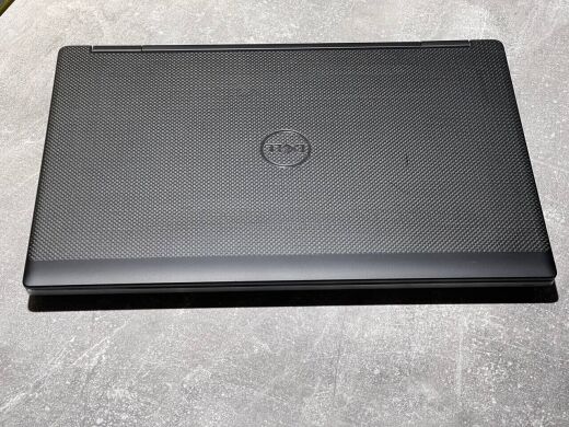 Мобільна робоча станція Dell Precision 7530 / 15.6" (1920x1080) IPS / Intel Core i7-8750H (6 (12) ядер по 2.2 - 4.1 GHz) / 8 GB DDR4 / 480 GB SSD / nVidia Quadro P2000, 4 GB GDDR5, 128-bit
