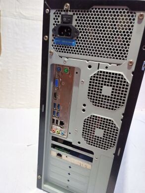 ПК Asrock Microlab Tower / AMD A6-3500 (3 ядра по 2.1 - 2.4 GHz) / 4 GB DDR3 / 128 GB SSD + 200 GB HDD / AMD Radeon HD6530D / DVD-ROM / 360W