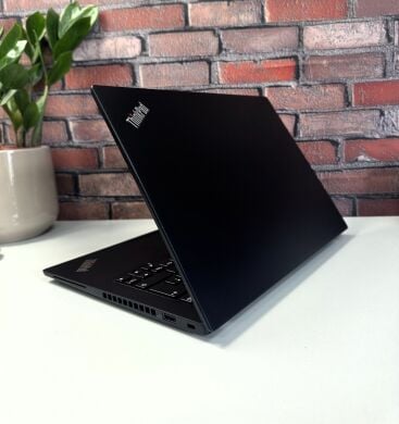 Ультрабук Lenovo ThinkPad X13 Gen 1 / 13.3" (1920x1080) IPS / AMD Ryzen 3 Pro 4450U (4 (8) ядра по 2.4 - 3.7 GHz) / 8 GB DDR4 / 256 GB SSD / AMD Radeon Graphics / WebCam Ультрабук Lenovo ThinkPad X13 Gen 1 / 13.3" (1920x1080) IPS / AMD Ryzen 3 Pro 4450U (4 (8) ядра по 2.4 - 3.7 GHz) / 8 GB DDR4 / 256 GB SSD / AMD Radeon Graphics / WebCam