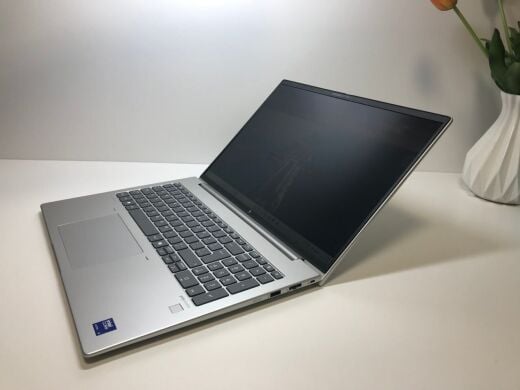 Ультрабук HP EliteBook 660 G11 / 16" (1920x1200) IPS / Intel Core Ultra 5 125U (12 (14) ядер по 1.3 - 4.3 GHz) / 16 GB DDR5 / 512 GB SSD / Intel Graphics / WebCam