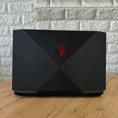 Игровой ноутбук HP Omen 15-CE018DX / 15.6" (1920x1080) IPS / Intel Core i7-7700HQ (4 (8) ядра по 2.8 - 3.8 GHz) / 8 GB DDR4 / 128 GB SSD M.2 + 1000 GB HDD / nVidia GeForce GTX 1050, 4 GB GDDR5, 128-bit / WebCam