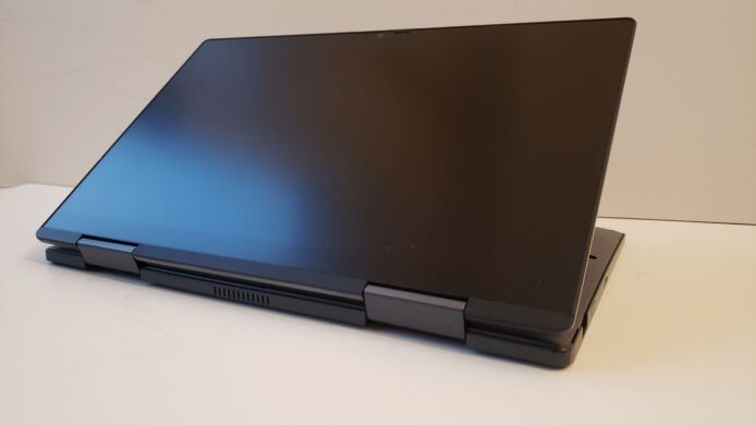 Ноутбук-трансформер Toshiba Dynabook Portege X30W-J / 13.3" (1920x1080) IPS Touch / Intel Core i5-1145G7 (4 (8) ядра по 4.4 GHz) / 16 GB DDR4 / 512 GB SSD M.2 / Intel Iris Xe Graphics / WebCam Ноутбук-трансформер Toshiba Dynabook Portege X30W-J / 13.3" (1920x1080) IPS Touch / Intel Core i5-1145G7 (4 (8) ядра по 4.4 GHz) / 16 GB DDR4 / 512 GB SSD M.2 / Intel Iris Xe Graphics / WebCam