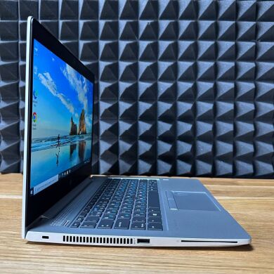 Ноутбук Б-класс HP EliteBook 735 G5 / 13.3" (1920x1080) IPS / AMD Ryzen 3 Pro 2300U (4 ядра по 2.0 - 3.4 GHz) / 8 GB DDR4 / 128 GB SSD / AMD Radeon Vega 6 Graphics / WebCam Ноутбук Б-класс HP EliteBook 735 G5 / 13.3" (1920x1080) IPS / AMD Ryzen 3 Pro 2300U (4 ядра по 2.0 - 3.4 GHz) / 8 GB DDR4 / 128 GB SSD / AMD Radeon Vega 6 Graphics / WebCam