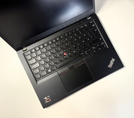 Ультрабук Lenovo ThinkPad X13 Gen 1 / 13.3" (1920x1080) IPS / AMD Ryzen 3 Pro 4450U (4 (8) ядра по 2.4 - 3.7 GHz) / 8 GB DDR4 / 256 GB SSD / AMD Radeon Graphics / WebCam Ультрабук Lenovo ThinkPad X13 Gen 1 / 13.3" (1920x1080) IPS / AMD Ryzen 3 Pro 4450U (4 (8) ядра по 2.4 - 3.7 GHz) / 8 GB DDR4 / 256 GB SSD / AMD Radeon Graphics / WebCam