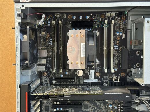 Робоча станція Lenovo ThinkStation P520 Tower / Intel Xeon W-2123 (4 (8) ядра по 3.6 - 3.9 GHz) / 64 GB DDR4 / 500 GB SSD / nVidia Quadro P4000, 8 GB GDDR5, 256-bit / 690W / DisplayPort