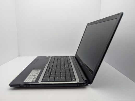 Ноутбук Packard Bell EasyNote TE69KB / 15.6" (1366x768) TN / AMD E1-2500 (2 ядра по 1.4 GHz) / 6 GB DDR3 / 320 GB HDD / Intel HD Graphics / WebCam / АКБ не держит Ноутбук Packard Bell EasyNote TE69KB / 15.6" (1366x768) TN / AMD E1-2500 (2 ядра по 1.4 GHz) / 6 GB DDR3 / 320 GB HDD / Intel HD Graphics / WebCam / АКБ не держит