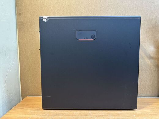 Робоча станція Lenovo ThinkStation P520 Tower / Intel Xeon W-2123 (4 (8) ядра по 3.6 - 3.9 GHz) / 64 GB DDR4 / 500 GB SSD / nVidia Quadro P4000, 8 GB GDDR5, 256-bit / 690W / DisplayPort