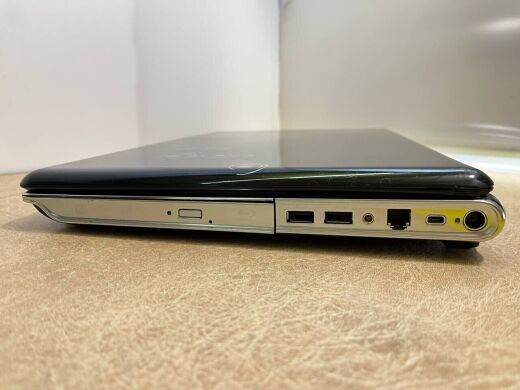 Ноутбук Б-класс HP Pavilion dv6-2114TX / 15.6" (1366x768) TN / Intel Core i5-540M (2 (4) ядра по 2.53 - 3.07 GHz) / 8 GB DDR3 / 240 GB SSD / nVidia GeForce GT 230M, 1 GB GDDR3, 128-bit / АКБ не держит