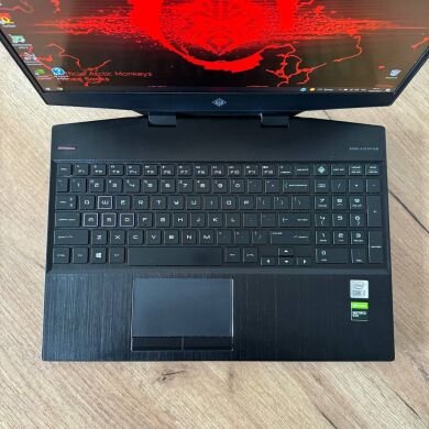 Ігровий ноутбук HP Omen 15-dh1070wm / 15.6" (1920x1080) IPS / Intel Core i7-10750H (6 (12) ядер по 2.6 - 5.0 GHz) / 16 GB DDR4 / 512 GB SSD / nVidia GeForce GTX 1660 Ti, 6 GB GDDR6, 192-bit / WebCam