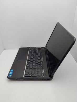 Ноутбук Dell N5110M / 15.6" (1366x768) TN / Intel Core i5-2450M (2 (4) ядра по 2.5 - 3.1 GHz) / 6 GB DDR3 / 500 GB HDD / AMD Radeon HD 6470M, 1 GB GDDR3, 64-bit / WebCam