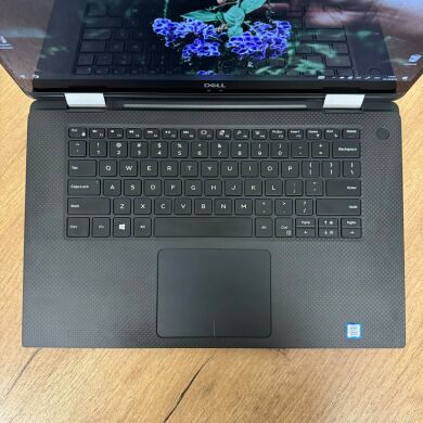Ігровий ультрабук-трансформер Б-клас Dell XPS 15 9575 / 15.6" (1920x1080) IPS Touch / Intel Core i7-8705G (4 (8) ядра по 3.1 - 4.1 GHz) / 16 GB DDR4 / 512 GB SSD / AMD Radeon RX Vega M GL, 4 GB HBM2, 1024-bit / WebCam