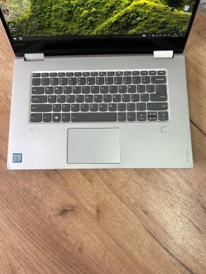 Ігровий ноутбук-трансформер Б-клас Lenovo Yoga 720-15IKB / 15.6" (3840x2160) IPS Touch / Intel Core i7-7700HQ (4 (8) ядра по 2.8 - 3.8 GHz) / 16 GB DDR4 / 512 GB SSD / nVidia GeForce GTX 1050, 2 GB GDDR5, 128-bit / WebCam