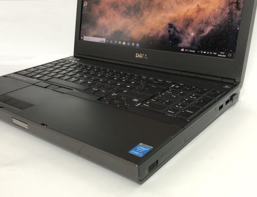 Мобільна робоча станція Б-клас Dell Precision M4800 / 15.6" (1920x1080) IPS / Intel Core i7-4710MQ (4 (8) ядра по 2.5 - 3.5 GHz) / 8 GB DDR3 / 256 GB SSD / nVidia Quadro K2100M, 2 GB GDDR5, 128-bit / WebCam / Win 10 Pro