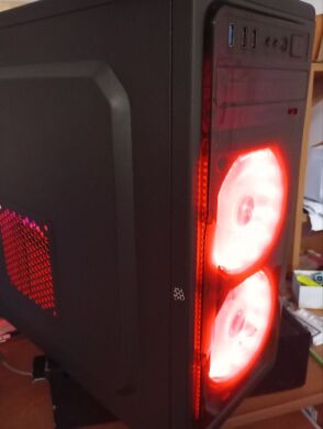 Ігровий ПК Vinga Tower / Intel Xeon E5 2620 v2 (6 (12) ядер по 2.1 - 2.6 GHz) / 16 GB DDR3 / 128 GB SSD + 1000 GB HDD / nVidia GeForce GTX 650, 2 GB GDDR5, 128-bit / 400W Ігровий ПК Vinga Tower / Intel Xeon E5 2620 v2 (6 (12) ядер по 2.1 - 2.6 GHz) / 16 GB DDR3 / 128 GB SSD + 1000 GB HDD / nVidia GeForce GTX 650, 2 GB GDDR5, 128-bit / 400W
