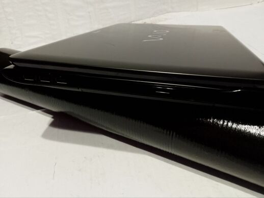 Ноутбук Sony Vaio SVE171E13M / 17.3" (1920x1080) TN / Intel Core i7-3632QM (4 (8) ядра по 2.2 - 3.2 GHz) / 8 GB DDR3 / 480 GB SSD / AMD Radeon HD 7510, 1 GB GDDR3, 128-bit / WebCam / Win 11