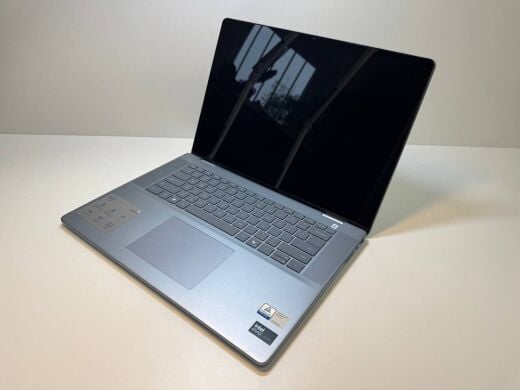 Ноутбук Dell Inspiron 16 Plus 7640 / 16" (2560x1600) IPS Touch / Intel Core Ultra 7 155H (16 (22) ядер по 1.4 - 4.8 GHz) / 32 GB DDR5 / 1000 GB SSD / Intel Arc graphics / WebCam / TouchID