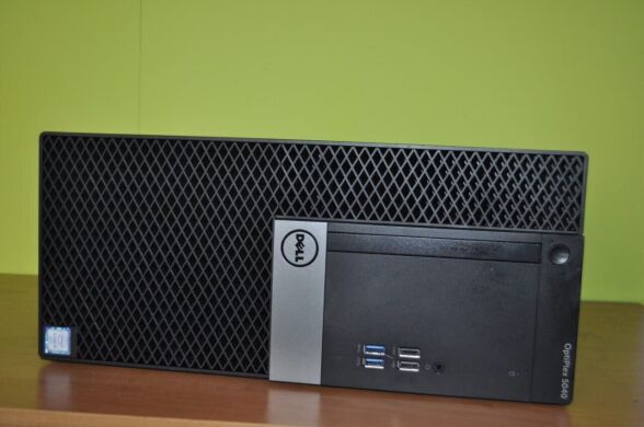 Комп'ютер Dell OptiPlex 5040 Tower / Intel Core i3-6100 (2 (4) ядра по 3.7 GHz) / 8 GB DDR3 / 120 GB SSD + 750 GB HDD / Intel HD Graphics 530