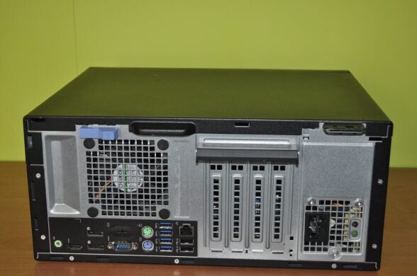 Комп'ютер Dell OptiPlex 5040 Tower / Intel Core i3-6100 (2 (4) ядра по 3.7 GHz) / 8 GB DDR3 / 120 GB SSD + 750 GB HDD / Intel HD Graphics 530