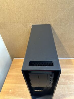 Робоча станція Lenovo ThinkStation P520 Tower / Intel Xeon W-2123 (4 (8) ядра по 3.6 - 3.9 GHz) / 64 GB DDR4 / 500 GB SSD / nVidia Quadro P4000, 8 GB GDDR5, 256-bit / 690W / DisplayPort