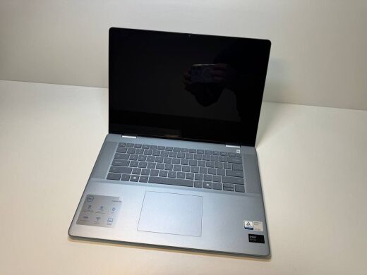 Ноутбук Dell Inspiron 16 Plus 7640 / 16" (2560x1600) IPS Touch / Intel Core Ultra 7 155H (16 (22) ядер по 1.4 - 4.8 GHz) / 32 GB DDR5 / 1000 GB SSD / Intel Arc graphics / WebCam / TouchID
