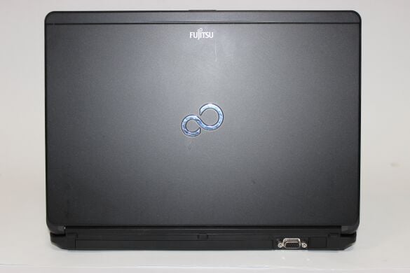 Fujitsu LifeBook S761 / 13.3" (1366x768) WXGA LED / Intel Core i7-2620M (2 (4) ядра по 2.7 - 3.4 GHz) / 8 GB DDR3 / 500 GB HDD / WebCam / DVD-RW / USB 3.0