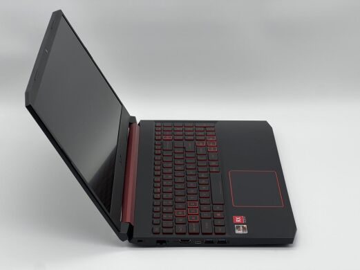 Ігровий ноутбук Acer Nitro 5 AN515-43-R0YM / 15.6" (1920x1080) IPS / AMD Ryzen 5 3550H (4 (8) ядра по 2.1 - 3.7 GHz) / 16 GB DDR4 / 512 GB SSD / AMD Radeon RX 560X, 4 GB GDDR5, 128-bit / WebCam 