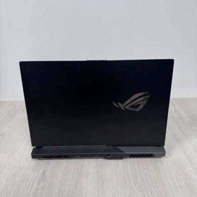 Игровой ноутбук Asus ROG Strix SCAR 15 G533QS / 15.6" (1920x1080) IPS / AMD Ryzen 9 5900HS (8 (16) ядер по 3.0 - 4.6 GHz) / 32 GB DDR4 / 1000 GB SSD / nVidia GeForce RTX 3080, 16 GB GDDR6, 256-bit