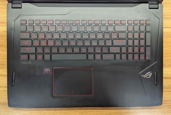 Ігровий ноутбук Б-клас Asus Strix GL702V / 17.3" (1920x1080) IPS / Intel Core i7-7700HQ (4 (8) ядра по 2.8 - 3.8 GHz) / 32 GB DDR4 / 512 GB SSD / nVidia GeForce GTX 1080, 8 GB GDDR5X, 256-bit / WebCam / HDMI / Windows 10