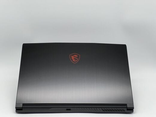 Ігровий ноутбук Б-клас MSI GF63 Thin 9SCXR / 15.6" (1920x1080) IPS / Intel Core i5-9300H (4 (8) ядра по 2.4 - 4.1 GHz) / 16 GB DDR4 / 480 GB SSD / nVidia GeForce GTX 1650 Max-Q, 4 GB GDDR6, 128-bit / WebCam