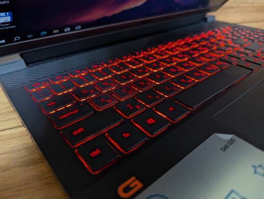 Игровой ноутбук Dell G15 5510 / 15.6" (1920x1080) IPS / Intel Core i5-10200H (4 (8) ядра по 2.4 - 4.1 GHz) / 16 GB DDR4 / 512 GB SSD / nVidia Geforce GTX 1650, 4 GB, GDDR6, 128-bit / WebCam / Windows 10