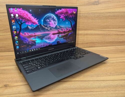 Ігровий ноутбук Lenovo Legion 5 15IMH05H / 15.6" (1920x1080) IPS / Intel Core i7-10750H (6 (12) ядер по 2.6 - 5.0 GHz) / 16 GB DDR4 / 1000 GB SSD / nVidia GeForce RTX 2060, 6 GB GDDR6, 192-bit / WebCam / Windows 10