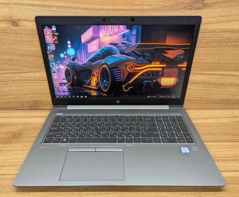 Мобільна робоча станція HP Zbook 15U G5 / 15.6" (1920x1080) IPS / Intel Core i7-8550U (4 (8) ядра по 1.8 - 4.0 GHz) / 16 GB DDR4 / 512 GB SSD / AMD Radeon Pro WX 3100, 2 GB GDDR5, 128-bit / TouchID / WebCam / Windows 10
